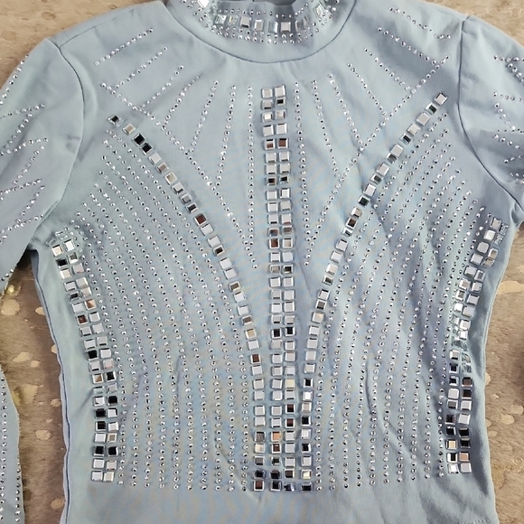 Elegant Blue Long Sleeve Top - Picture 2 of 6